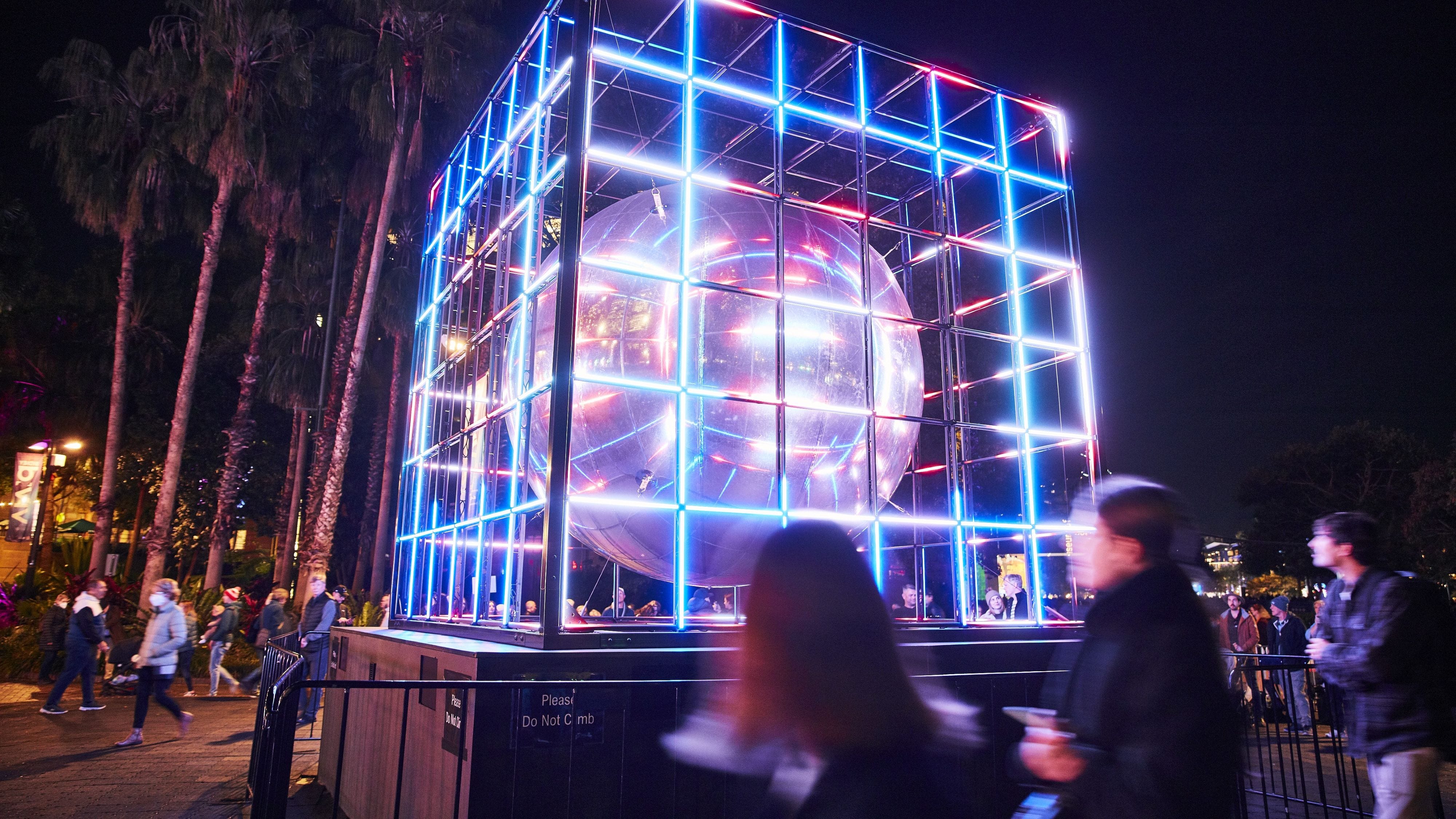 Gravitational Grid Reelize.Studio Dynamic Lighting Design Vivid Sydney