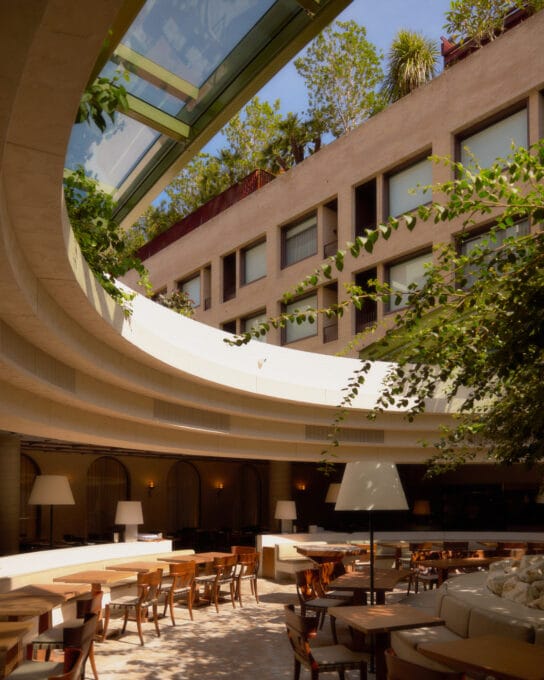 Olympus Dining. Operable Roof. Oculus Roof. Industrial Design. Mechanical Engineering. Tilt Industrial Design.