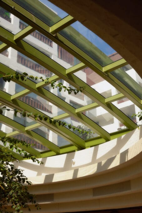 Olympus Dining. Operable Roof. Oculus Roof. Industrial Design. Mechanical Engineering. Tilt Industrial Design.